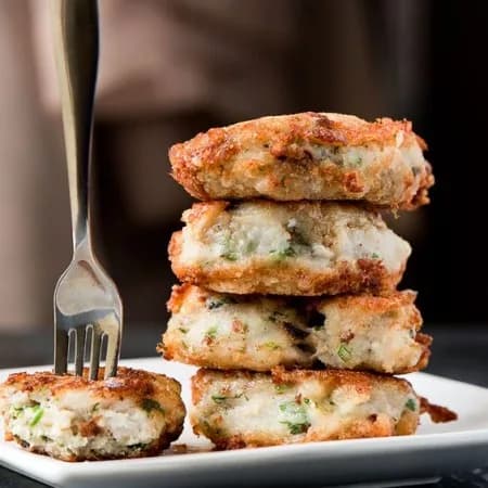 Котлеты рыбные с капустой и сыром