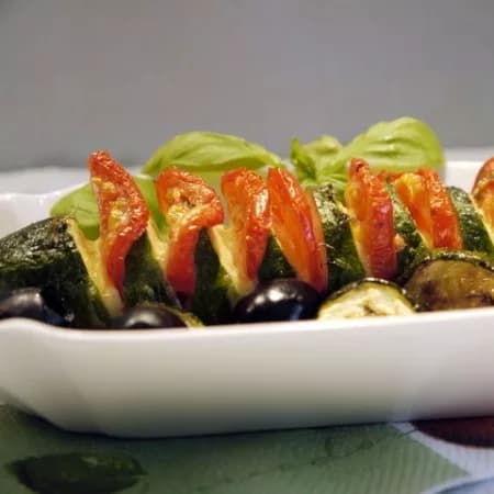 Zucchini with tomatoes
