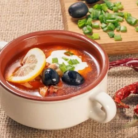 Солянка с опятами