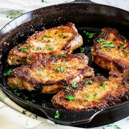 Отбивные из свинины в чесночном кляре