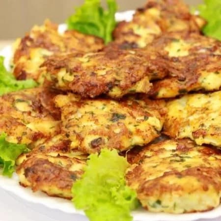 Котлета из куриной грудки и лисичек с сыром