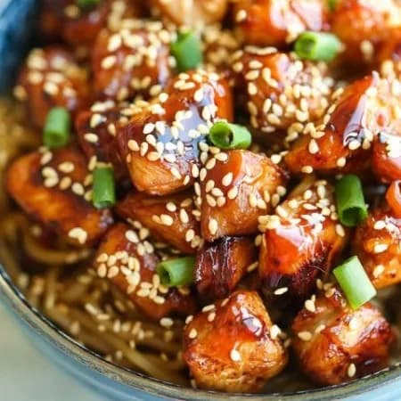 Грудка в соусе 