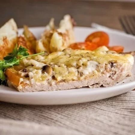 Baked pork with mushrooms