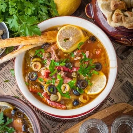 Солянка мясная сборная