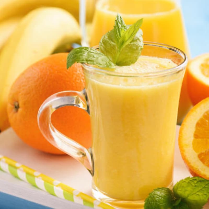 Апельсиново-имбирный смузи с бананом