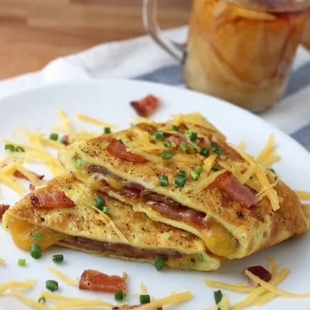 Омлет с беконом