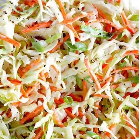 Салат овощной с сельдереем