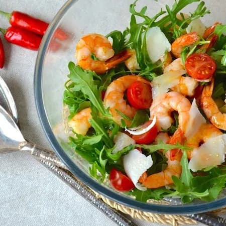 Салат с креветками