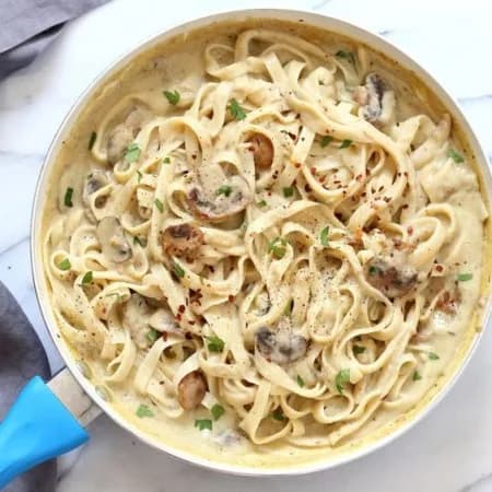 Фетучини с маринованной свининой