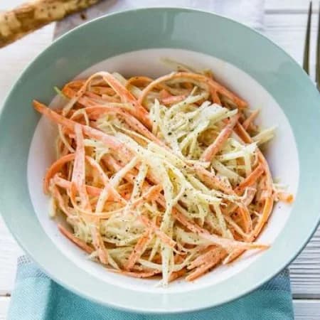 Салат с капустой и морковью