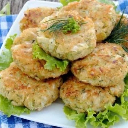 Котлеты из куриного фарша и капусты