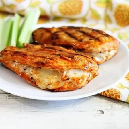 Куриные грудки фаршированные сыром