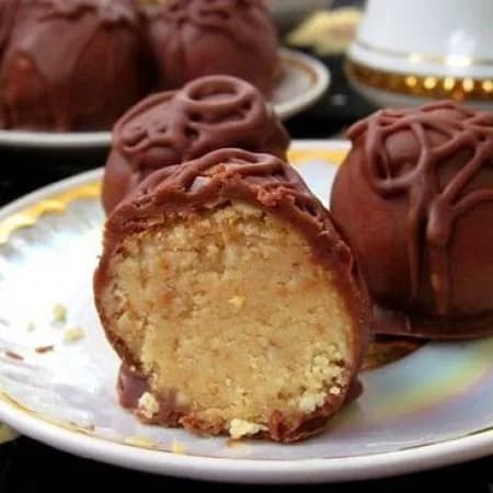 Конфеты сникерс