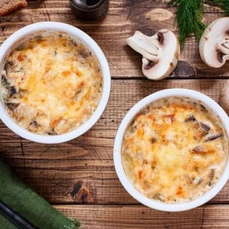 Жульен с курицей и грибами 