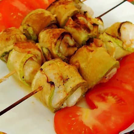 Рулетики из кабачков на шпажках