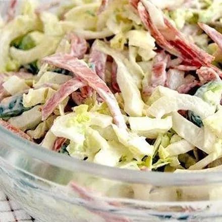 Салат с колбасой