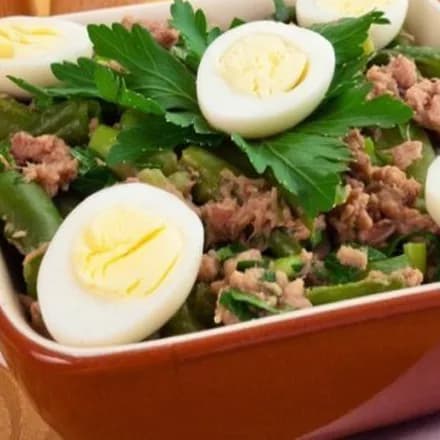 Салат с тунцом и стручковой фасолью