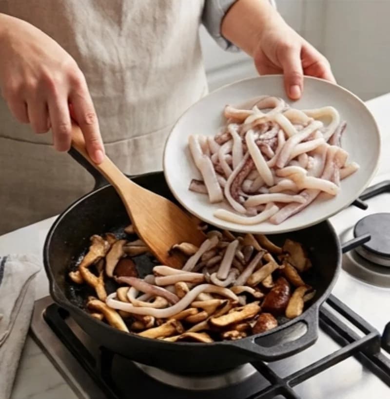 Fry the mushrooms