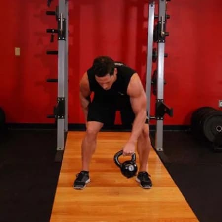 «Восьмерки» с гирей