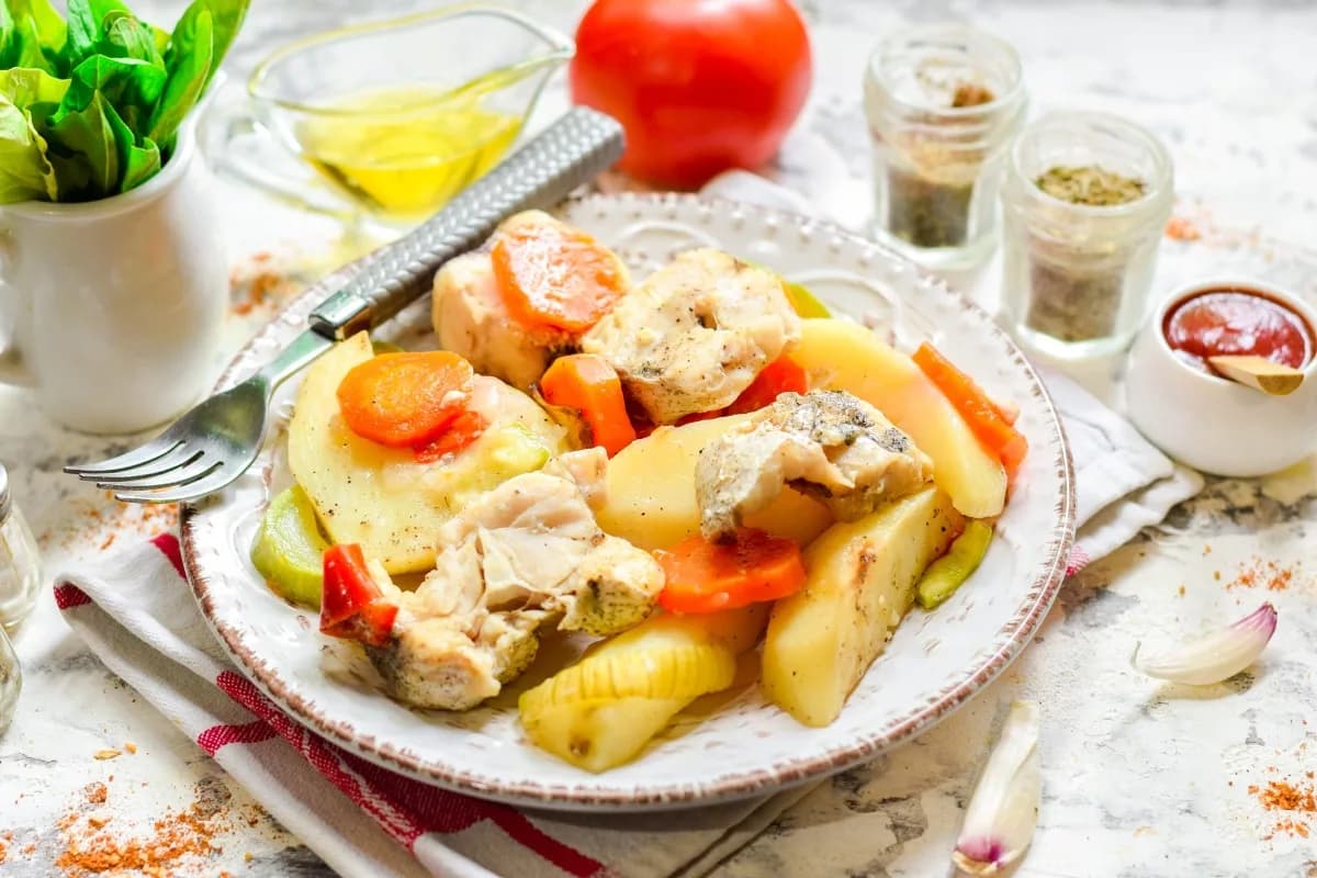 Hake Baked in Foil with Vegetables