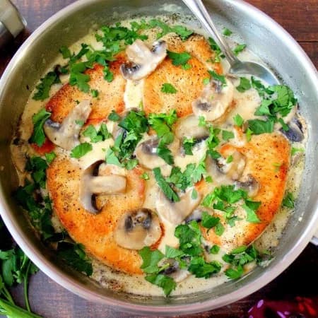 Индейка с грибами в сливочном соусе