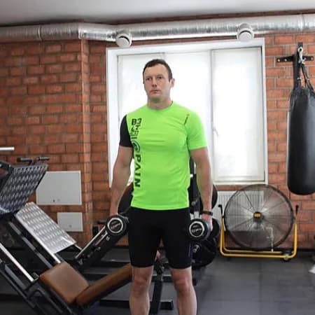 Dumbbell Biceps Curl Through Standing