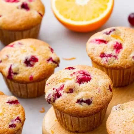 Кекс с клюквой