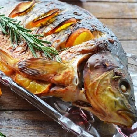 Carp baked in the oven