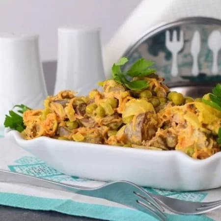 Теплый салат с печенью