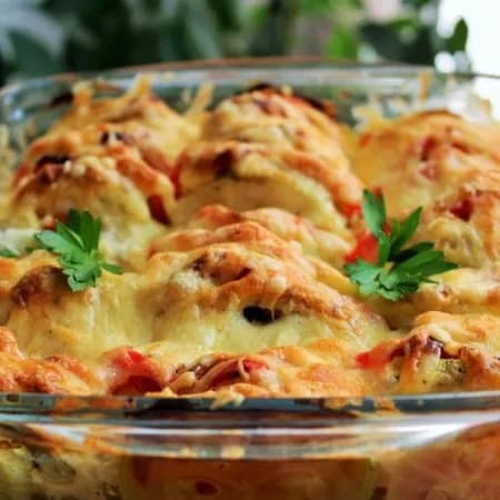 Запеканка с курицей и кабачком