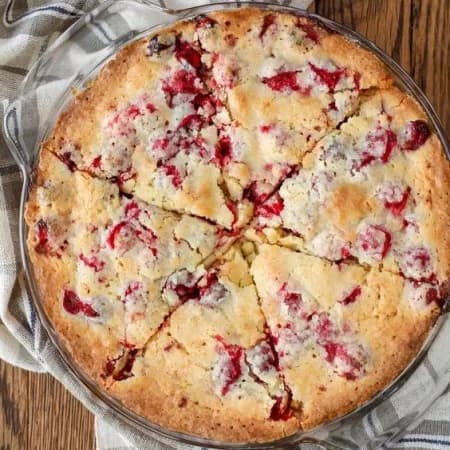 Пирог с клюквой