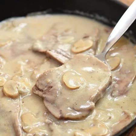 Говяжий язык в сливочном соусе