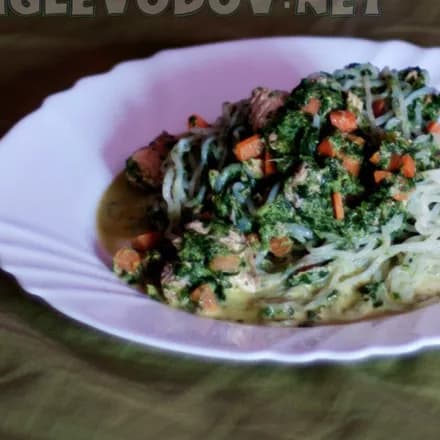 Ширатаки со шпинатом и рыбой