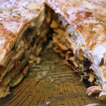 Блинный торт из яиц с начинкой